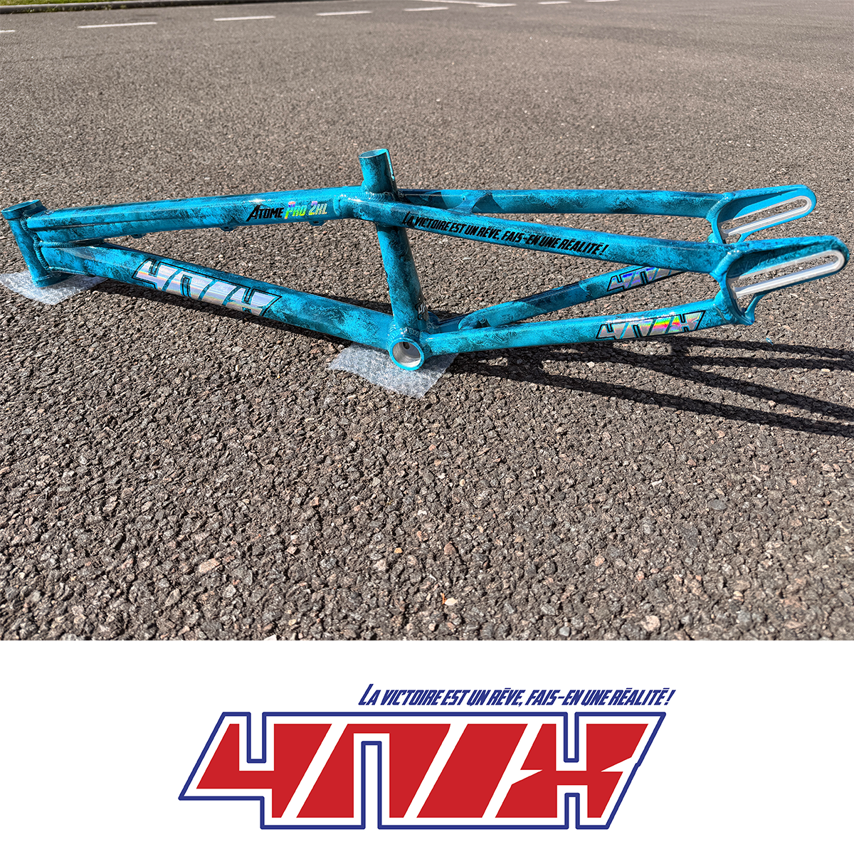 - Cadre 20" 2XL Candy Bleu